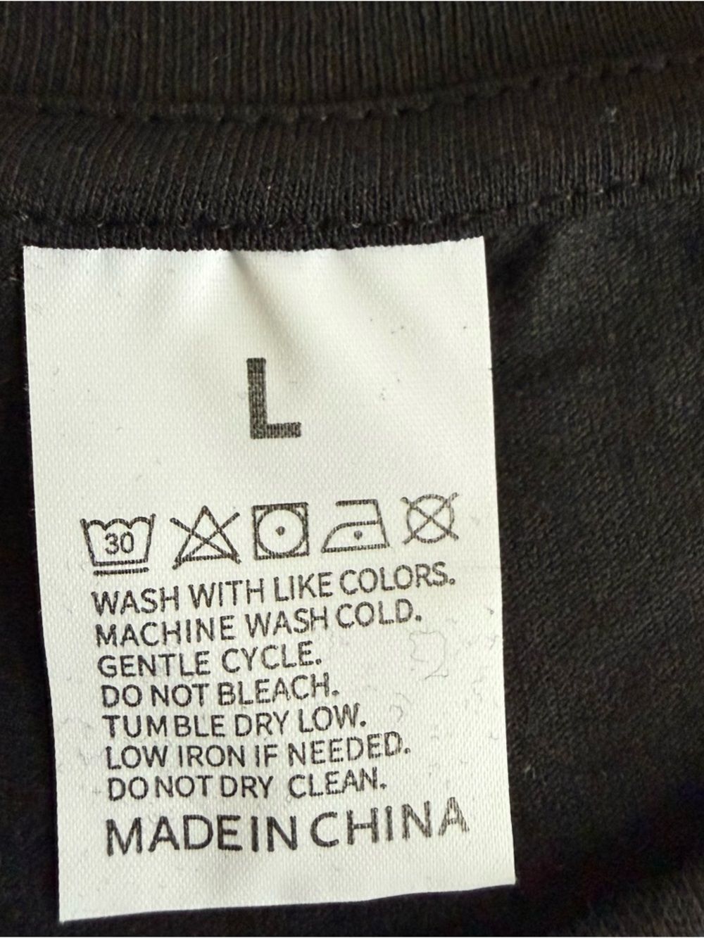 NWOT “Vintage 1970 Limited Edition” Black Graphic T-Shirt Size 2X - Picture 4 of 4